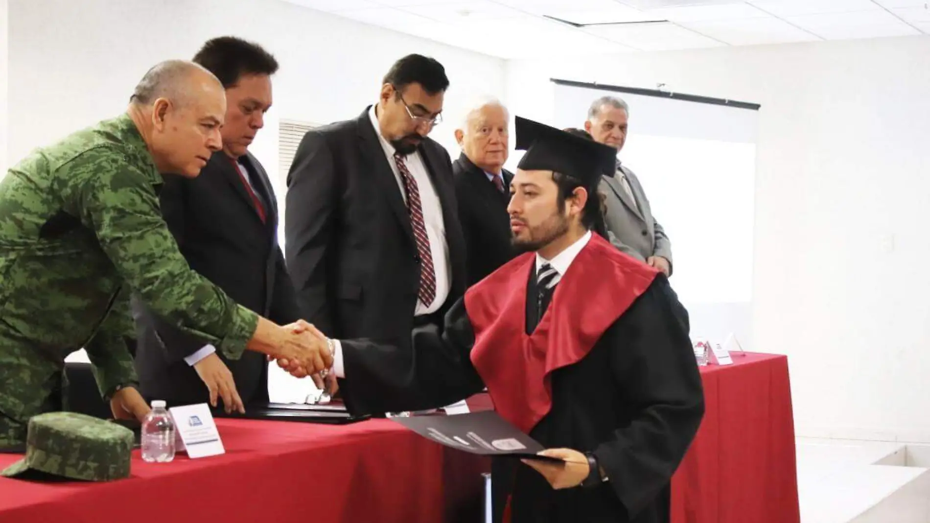 j21 Graduación 1